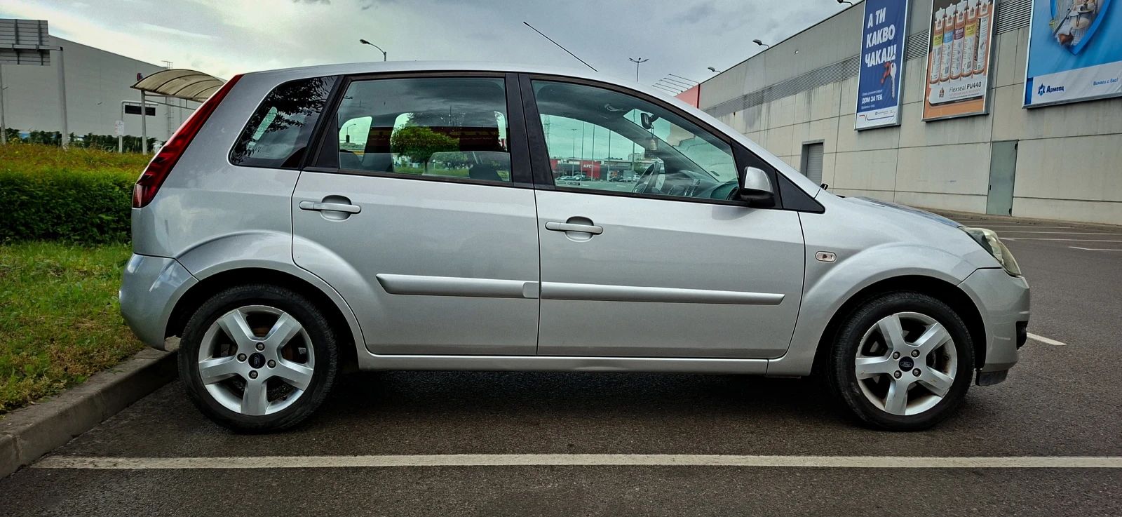 Ford Fiesta, снимка 2 - Автомобили и джипове - 56483703