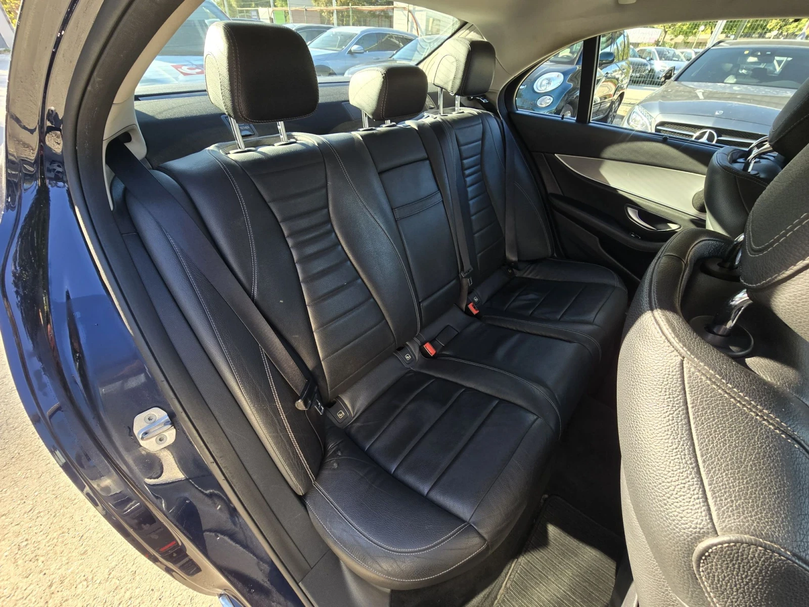 Mercedes-Benz E 220 D 194�.� AMG PACK  | Mobile.bg � ����������� 14