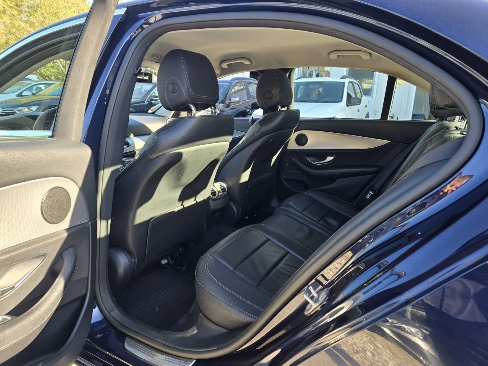 Mercedes-Benz E 220 D 194�.� AMG PACK  | Mobile.bg � ����������� 11