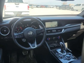 Alfa Romeo Stelvio ESTREMA/CARFAX/2 ключа/Панорама/Подгрев/, снимка 6
