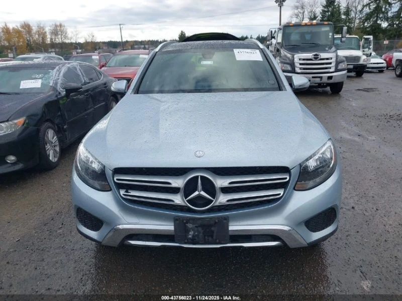 Mercedes-Benz GLC 300 4MATIC* Burmester* подгрев* панорама* АВТО КРЕДИТ, снимка 3 - Автомобили и джипове - 52732423