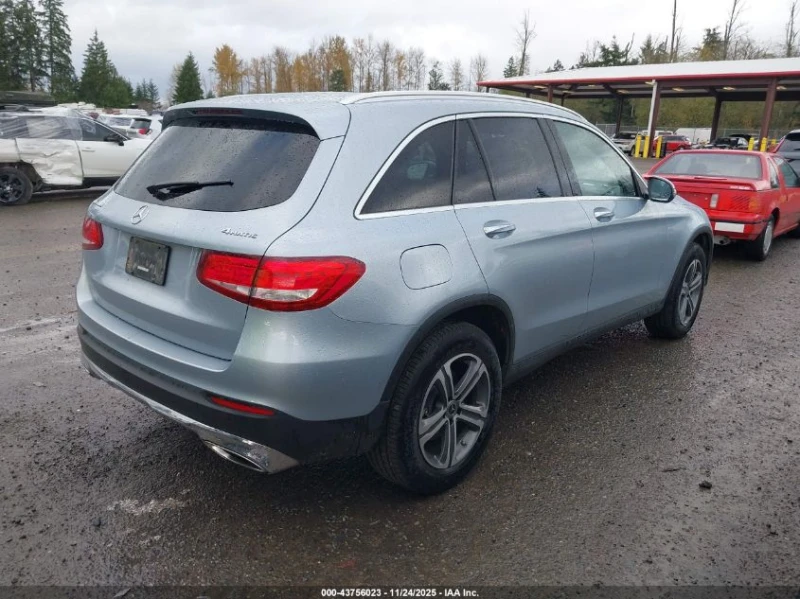 Mercedes-Benz GLC 300 4MATIC* Burmester* подгрев* панорама* АВТО КРЕДИТ, снимка 5 - Автомобили и джипове - 52732423