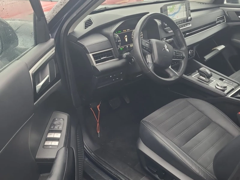 Mitsubishi Outlander * PHEV * CARFAX * , снимка 7 - Автомобили и джипове - 52840299