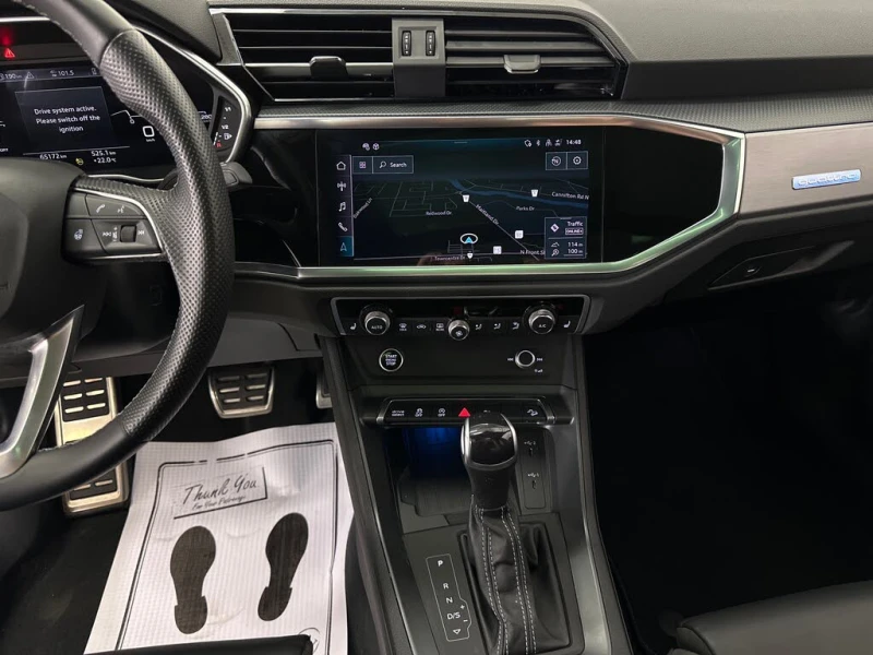 Audi Q3 S-Line* HeadUp* АвтоКредит* (ЦЕНА ДО БГ), снимка 10 - Автомобили и джипове - 53297838