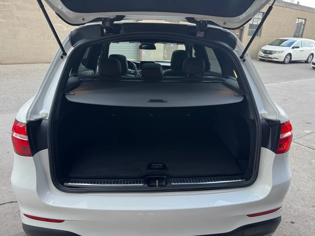 Mercedes-Benz GLC 43 AMG 4MATIC* KEYLESS* 360 CAM* МЪРТВА ТОЧКА* ПАНОРАМА - изображение 8