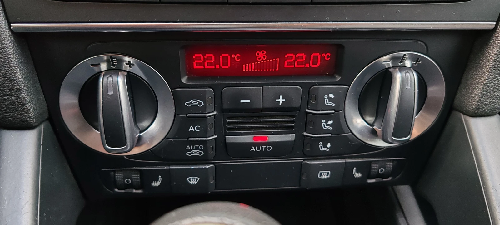 Audi A3 1.9TDI ТОП, снимка 14 - Автомобили и джипове - 52969368