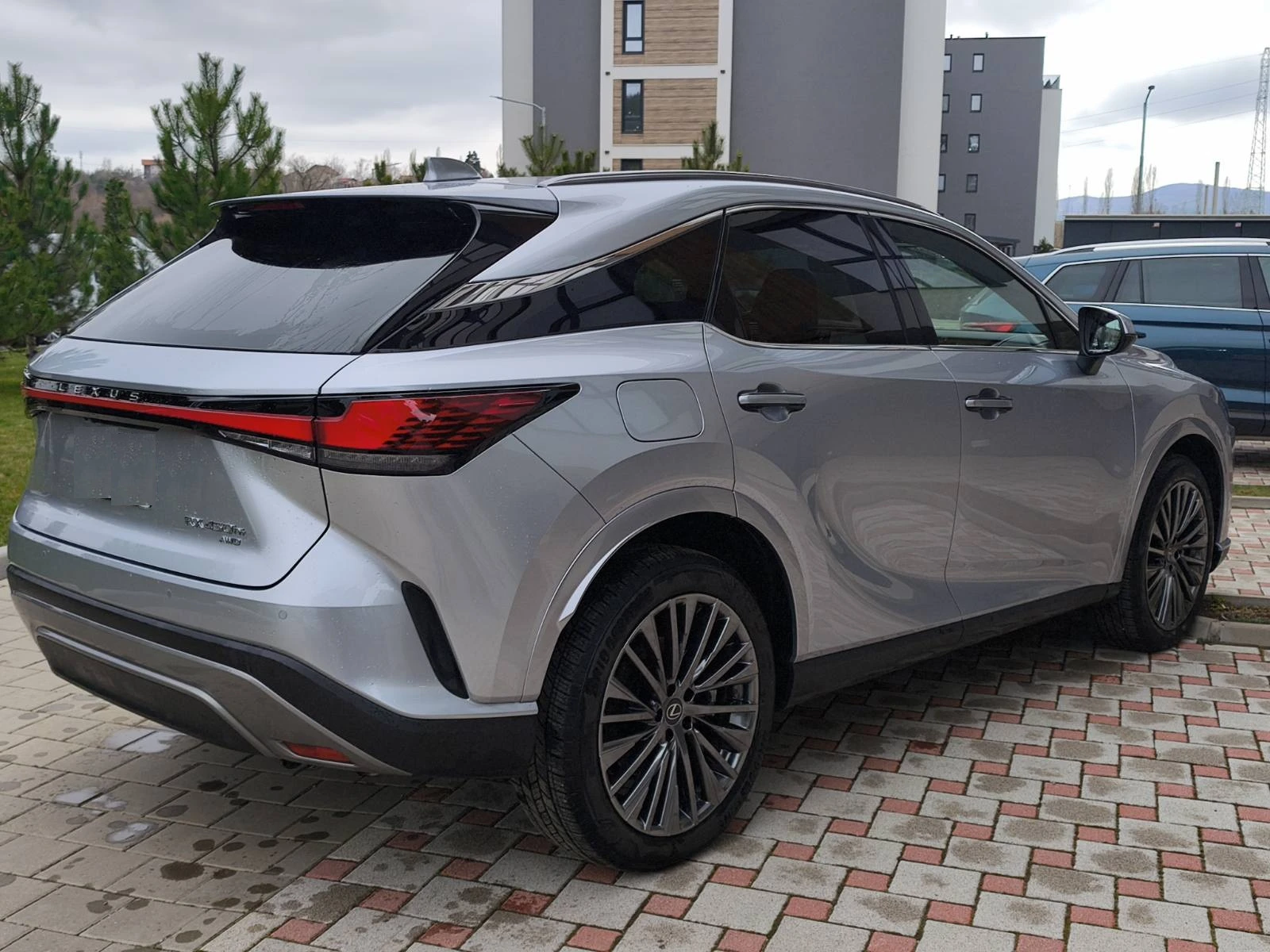 Lexus RX 450h plus Luxury Line AWD, снимка 14 - Автомобили и джипове - 54055977