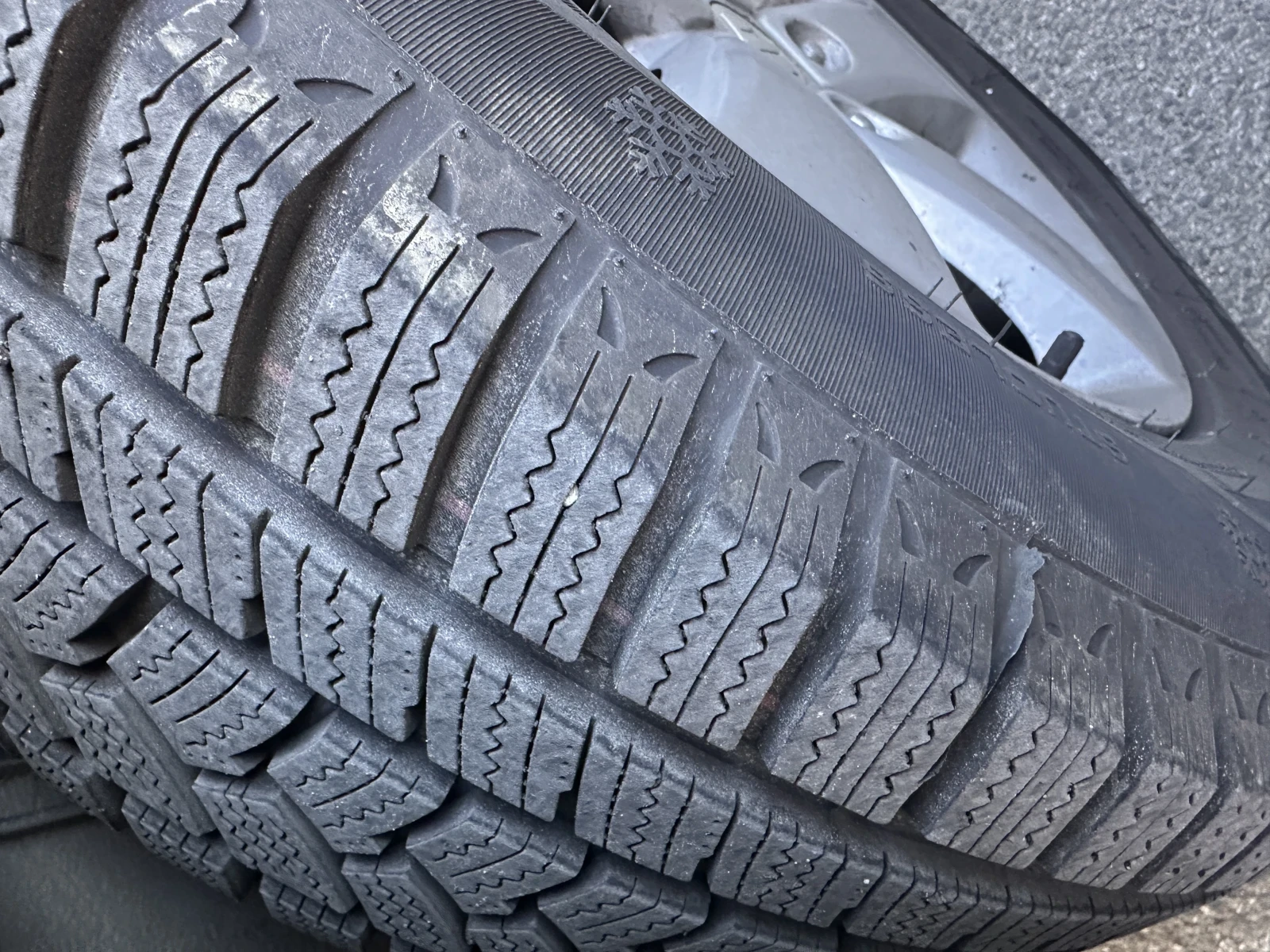 Suzuki Grand vitara, снимка 11 - Автомобили и джипове - 54343693