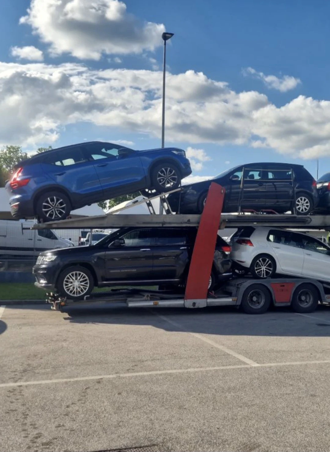 Jeep Grand cherokee 3.0CRD* SUMMIT* ОЧАКВАН ВНОС 09.06.2026!, снимка 5 - Автомобили и джипове - 54457883
