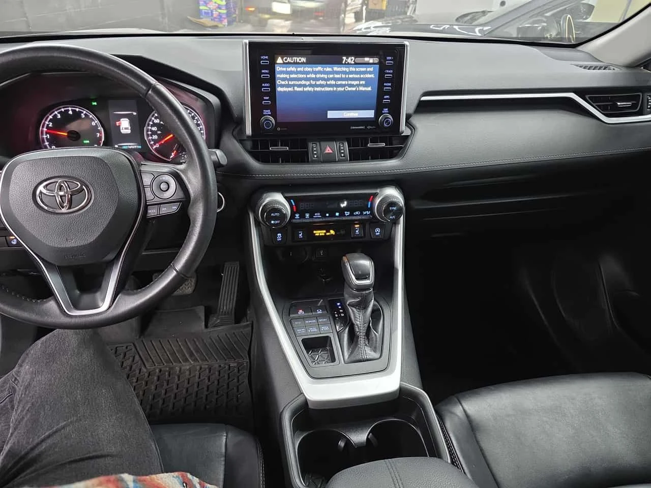 Toyota Rav4 * XLE * CARFAX * ШИБИДАХ * KEYLESS * ПОДГРЕВИ, снимка 9 - Автомобили и джипове - 54508674