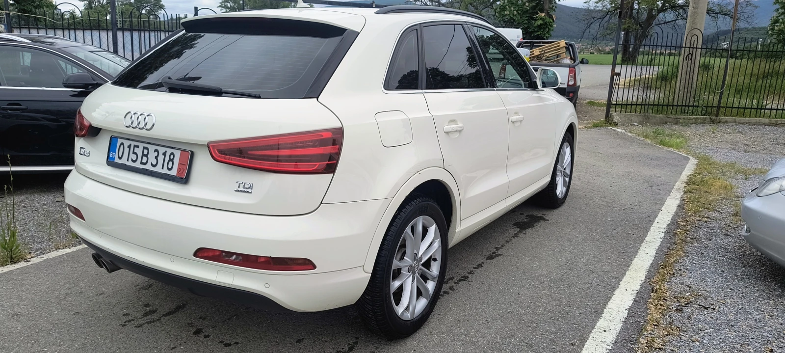 Audi Q3 2.0 - автомат, снимка 6 - Автомобили и джипове - 54625283