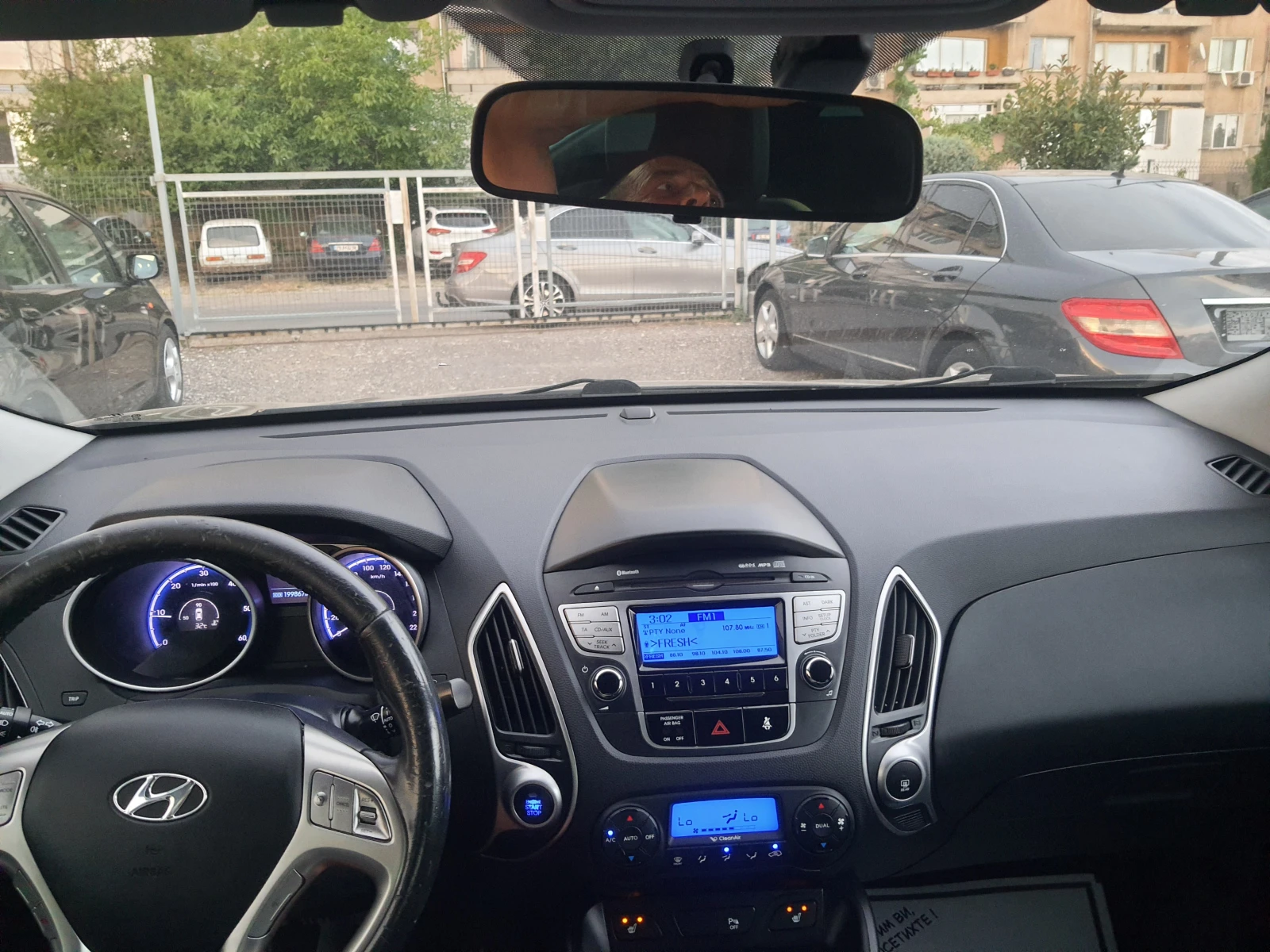 Hyundai IX35 2.0-184к.с. Keyless Go, снимка 12 - Автомобили и джипове - 55651173
