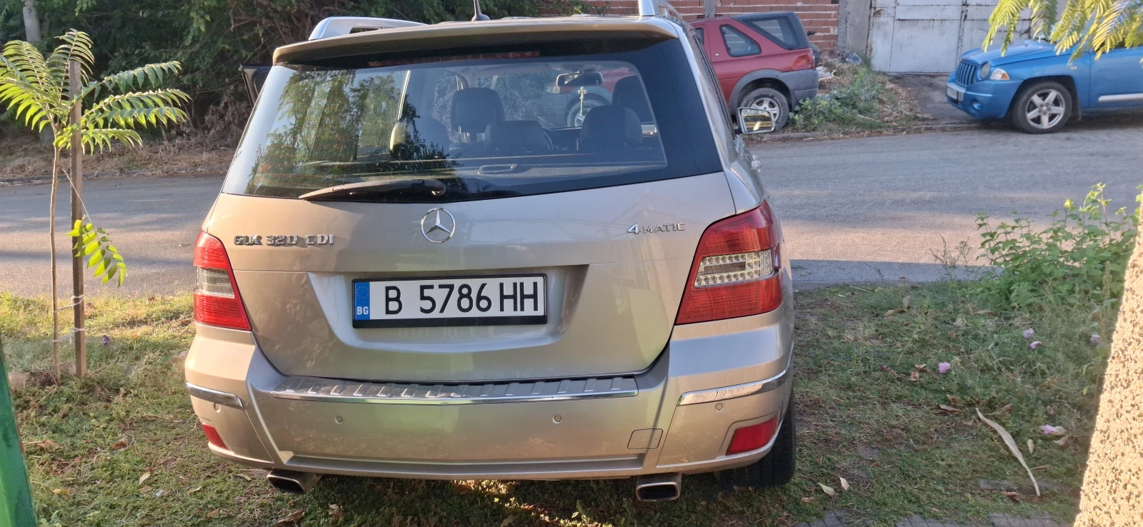 Mercedes-Benz GLK, снимка 8 - Автомобили и джипове - 56235875