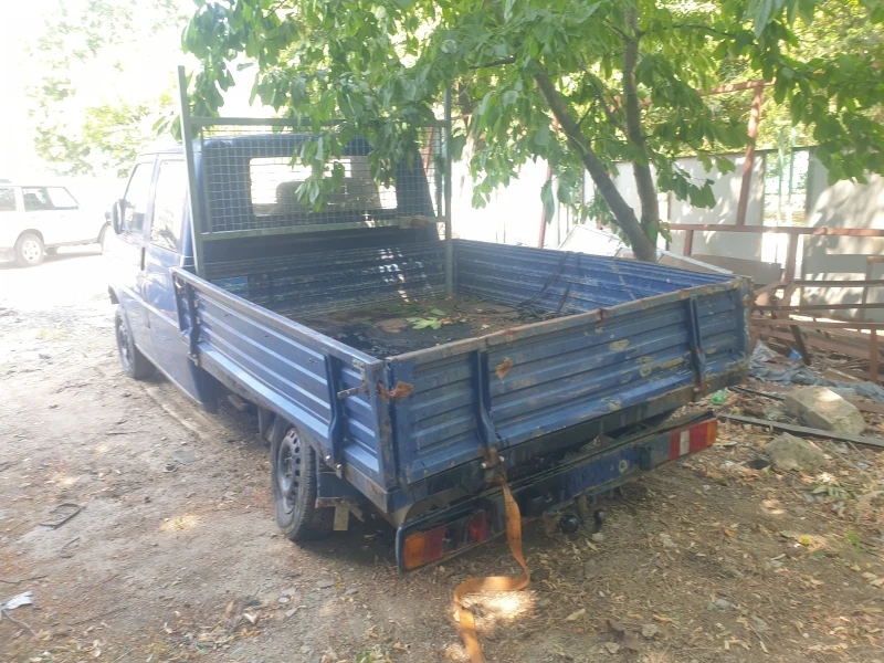 VW T4 2.4 DIESEL, снимка 4 - Бусове и автобуси - 37448636