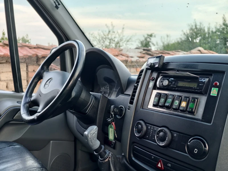 Mercedes-Benz Sprinter 518, снимка 9 - Бусове и автобуси - 52857376