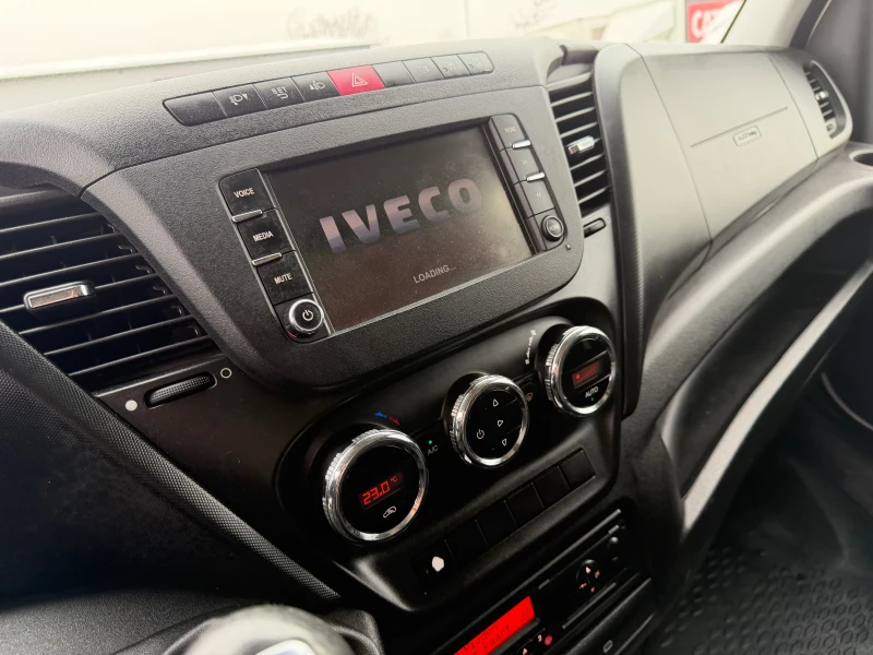 Iveco Daily 2БРОЯ!40-150!3.0!XXL!MAXI!ДВ.ГУМА ДО 3.5Т!, снимка 15 - Бусове и автобуси - 53356452