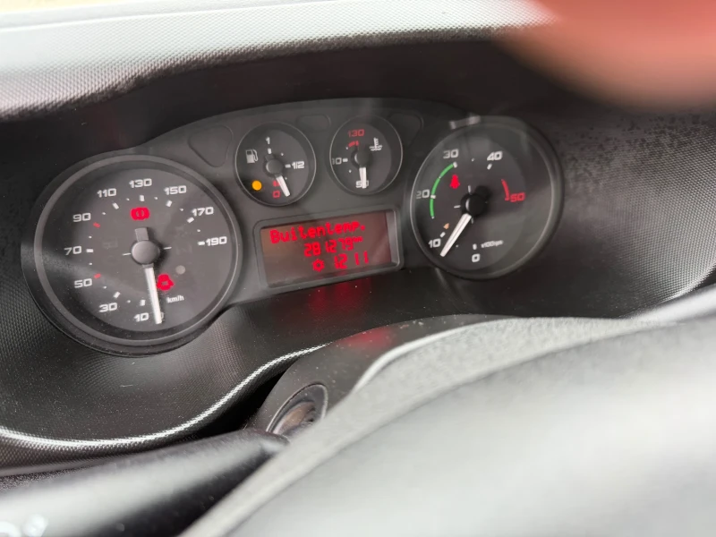 Iveco Daily 2БРОЯ!40-150!3.0!XXL!MAXI!ДВ.ГУМА ДО 3.5Т!, снимка 13 - Бусове и автобуси - 53356452