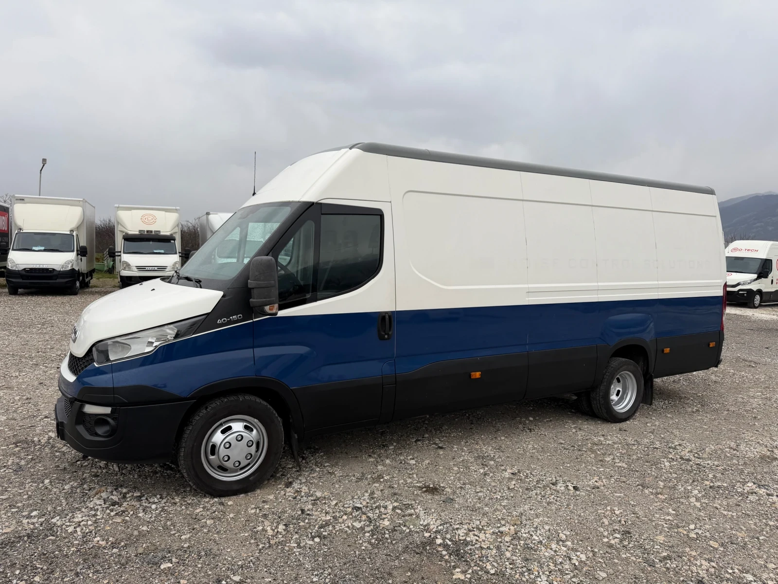 Iveco Daily 2БРОЯ!40-150!3.0!XXL!MAXI!ДВ.ГУМА ДО 3.5Т!