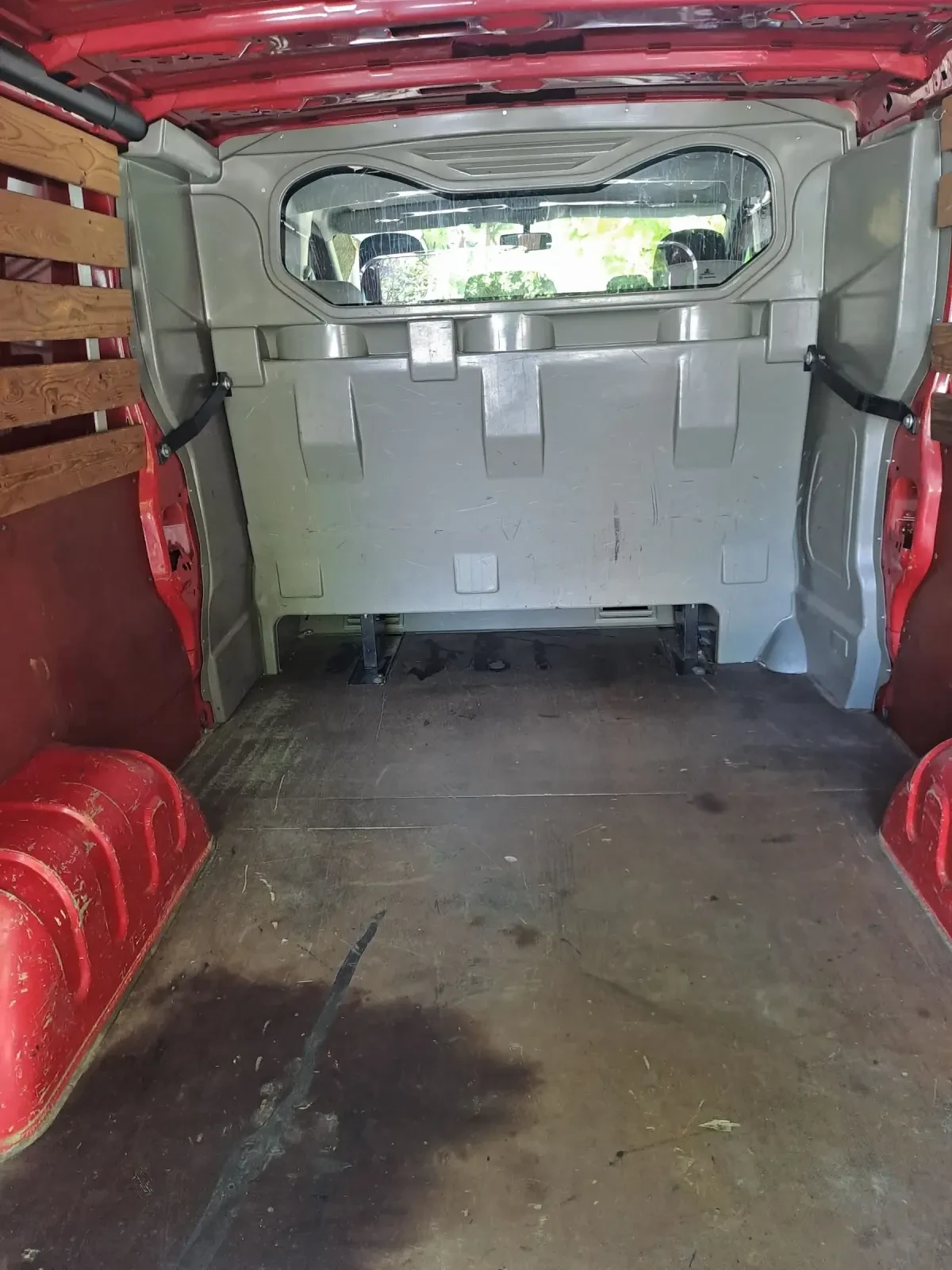 Opel Vivaro 1.9/100/K.C., снимка 11 - Бусове и автобуси - 54479496