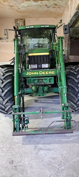 Трактор John Deere 6910, снимка 3