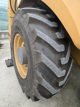 ����� �� �������� �� ����� New Holland LB 115-4ps