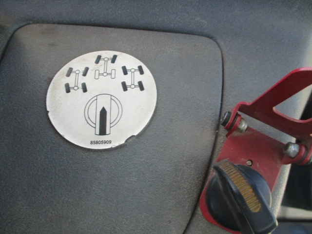 ����� New Holland LB 115-4ps | Mobile.bg � ����������� 16
