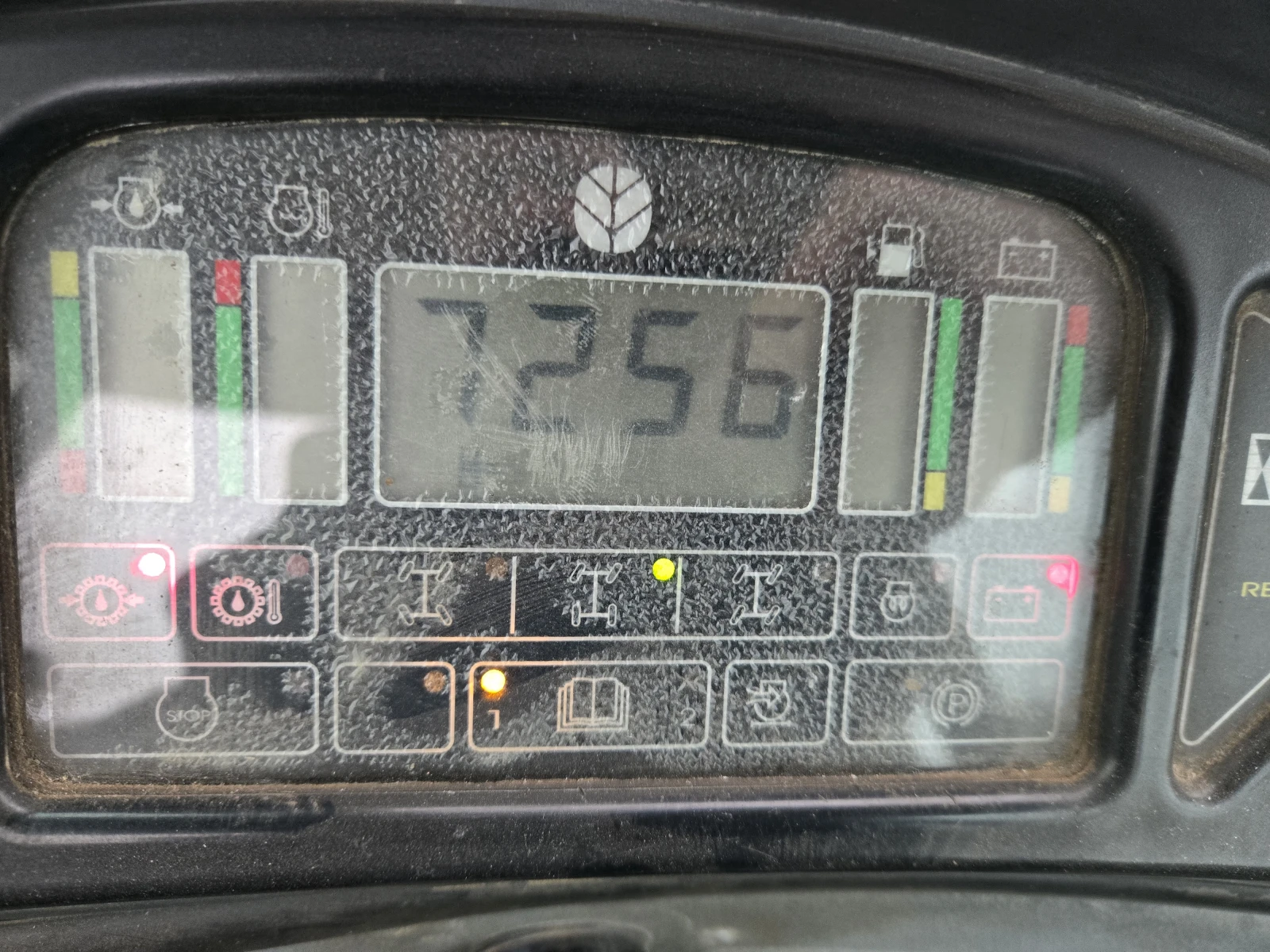 ����� New Holland LB 115-4ps | Mobile.bg � ����������� 11