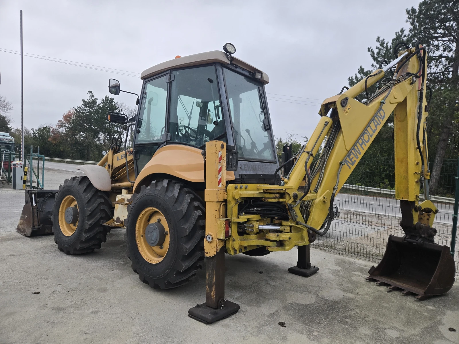 ����� New Holland LB 115-4ps | Mobile.bg � ����������� 12