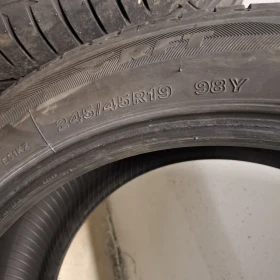 Гуми Летни 245/45R19, снимка 4