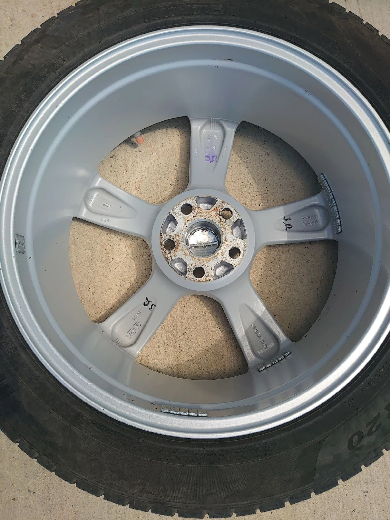Гуми с джанти Pirelli 235/55R20, снимка 11 - Гуми и джанти - 54986359