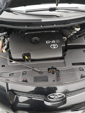 Toyota Auris, снимка 9