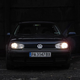 VW Golf, снимка 1 - Автомобили и джипове - 45829362