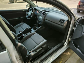 Обява за продажба на VW Golf 5 1.4i климатик ~4 300 лв. - изображение 7