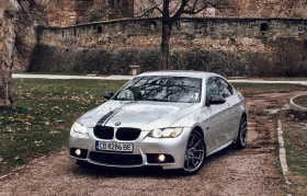 BMW 330 (+ 2РИ КОМПЛЕКТ ДЖАНТИ) , снимка 2 - Автомобили и джипове - 53699859
