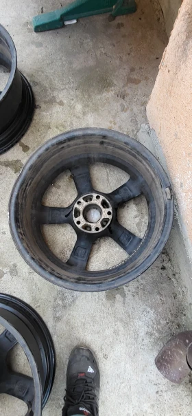 BMW 330 - 200 € / 391.17 лв. - 99534748 3