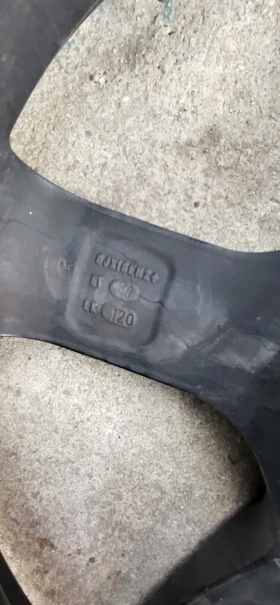 BMW 330 - 200 € / 391.17 лв. - 99534748 6