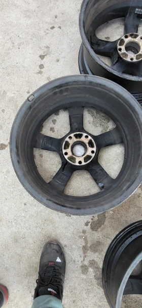 BMW 330 - 200 € / 391.17 лв. - 99534748 4