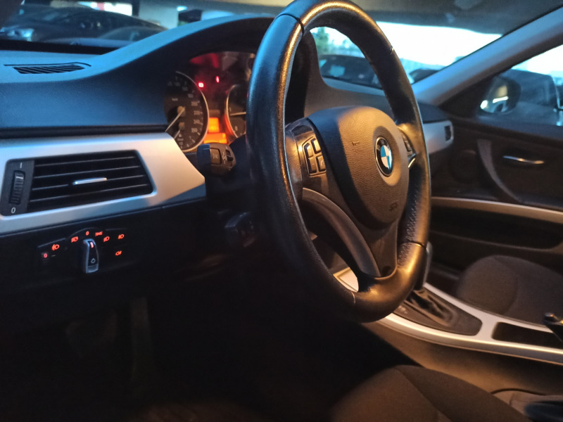 BMW 318 FACELIFT+ AUTOMATIC , снимка 8 - Автомобили и джипове - 45805381