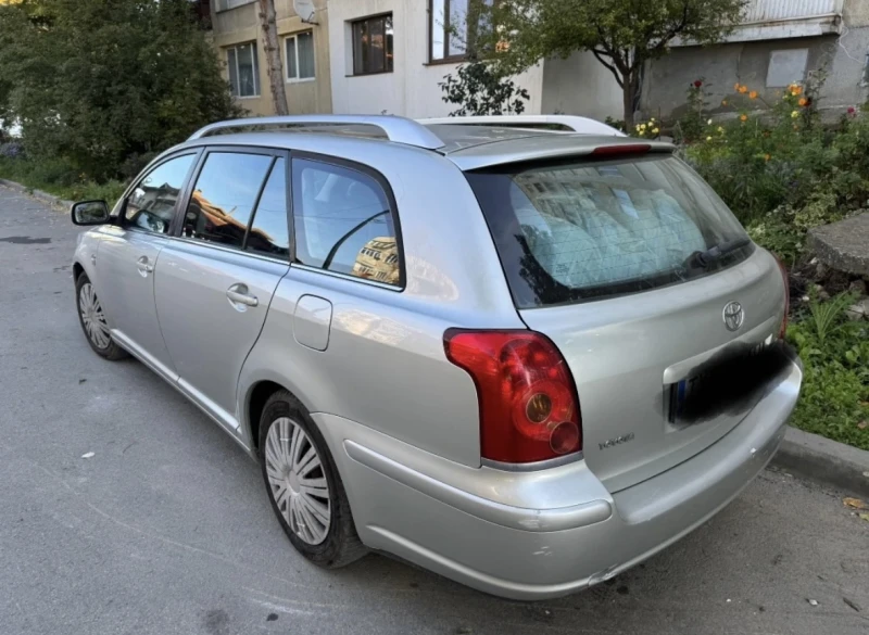 Toyota Avensis, снимка 4 - Автомобили и джипове - 48181533