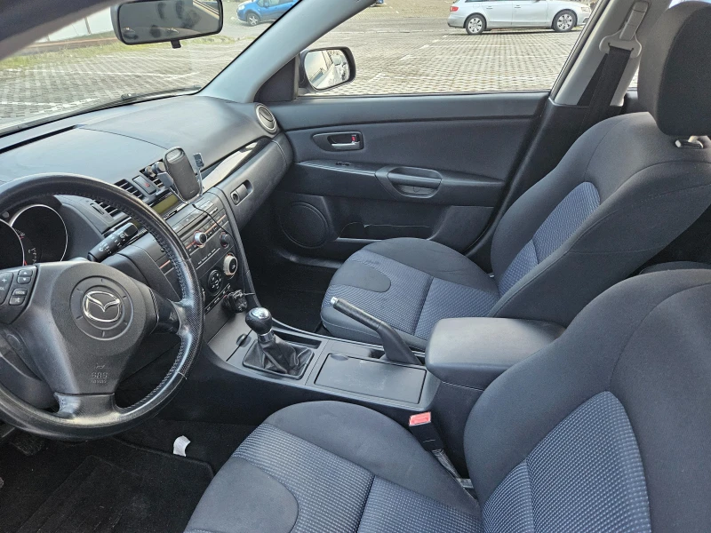 Mazda 3, снимка 7 - Автомобили и джипове - 48358403