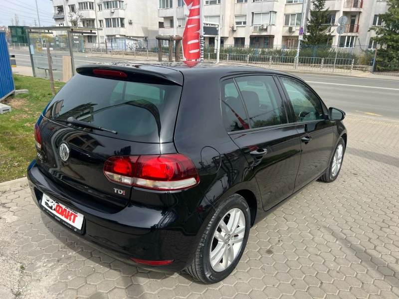 VW Golf 1.6TDi/105к.с., снимка 4 - Автомобили и джипове - 49608172