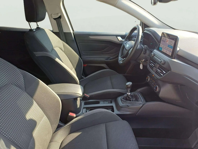 Ford Focus 1.0 EcoBoost, снимка 11 - Автомобили и джипове - 51122601