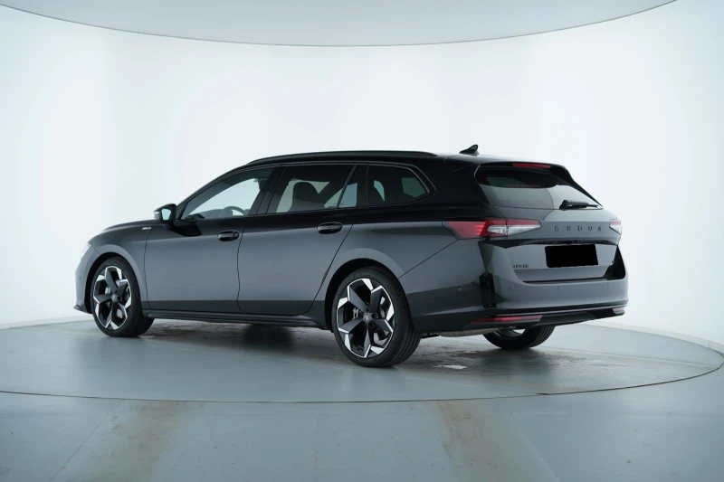 Skoda Superb 2.0TSI* 4WD* SPORT-LINE* DISTR* HEAD-UP* PANO* 360, снимка 6 - Автомобили и джипове - 51210262