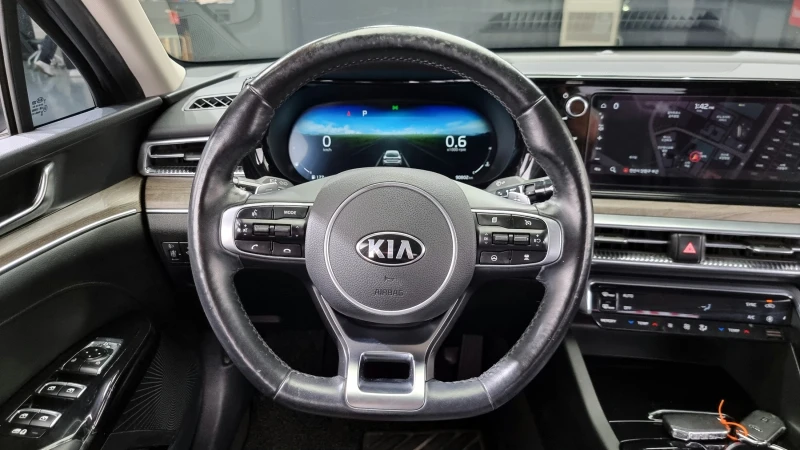 Kia K5 1.6T NOBLESSE, снимка 12 - Автомобили и джипове - 51903292