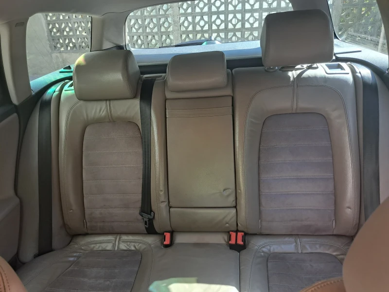 VW Passat, снимка 10 - Автомобили и джипове - 51810442