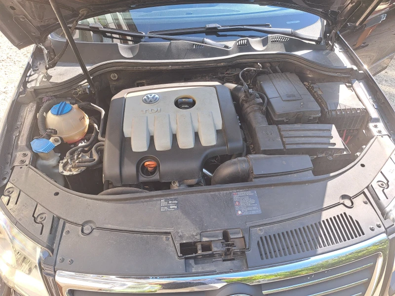 VW Passat, снимка 5 - Автомобили и джипове - 51810442