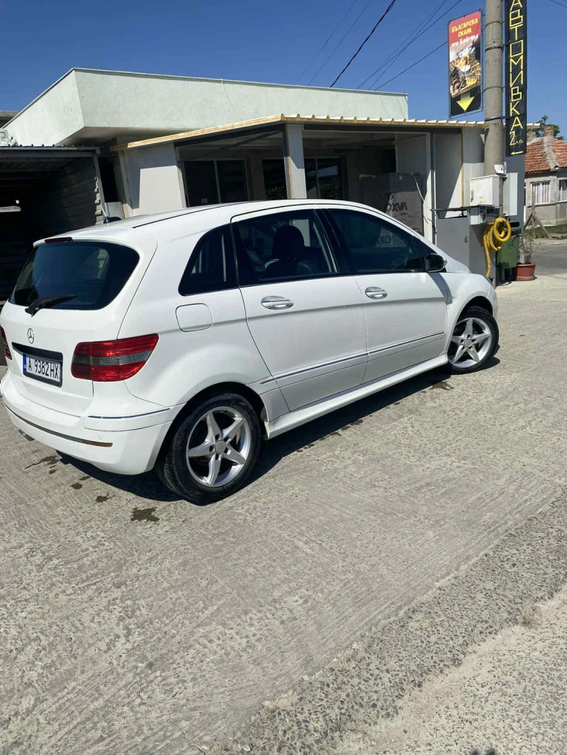 Mercedes-Benz B 180, снимка 6 - Автомобили и джипове - 52425974