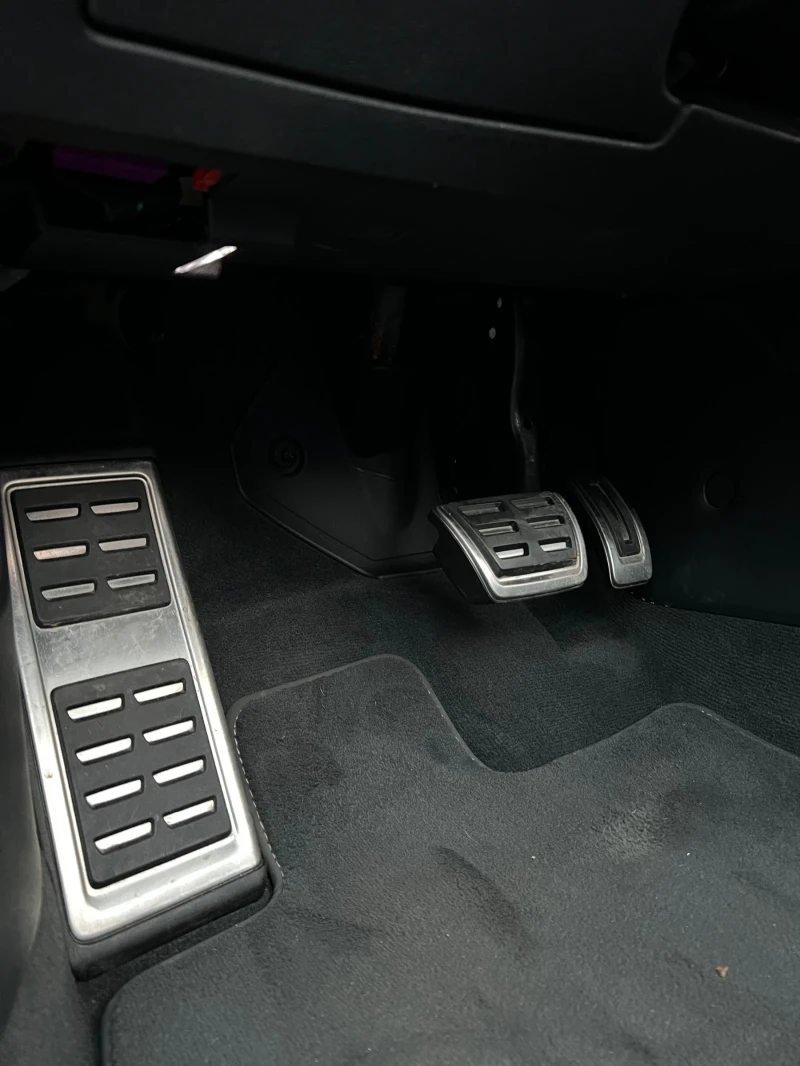 Audi Tt 2.0 TFSI 230 HP / Quattro / ROADSTER / Automatic, снимка 13 - Автомобили и джипове - 52587946