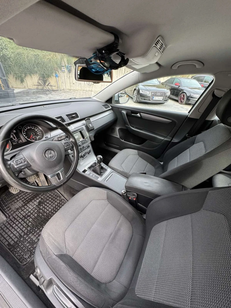 VW Passat, снимка 10 - Автомобили и джипове - 52736447