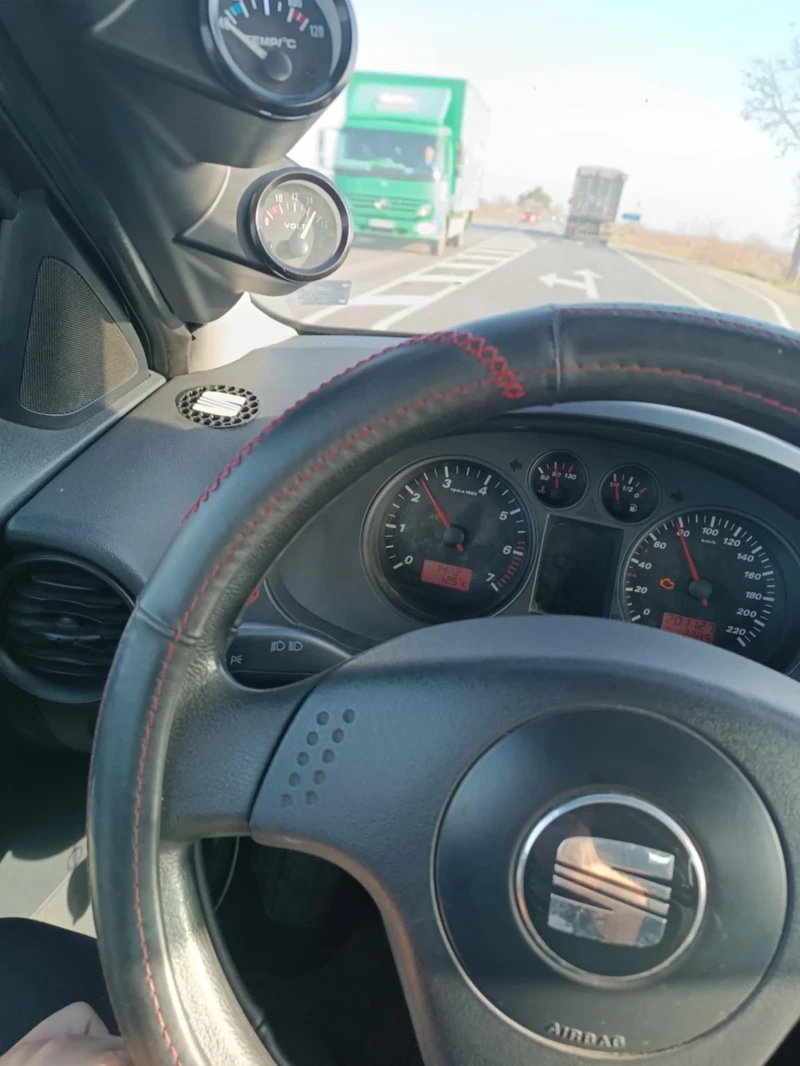 Seat Ibiza 1.2 v12 ГАЗ, снимка 12 - Автомобили и джипове - 52926970